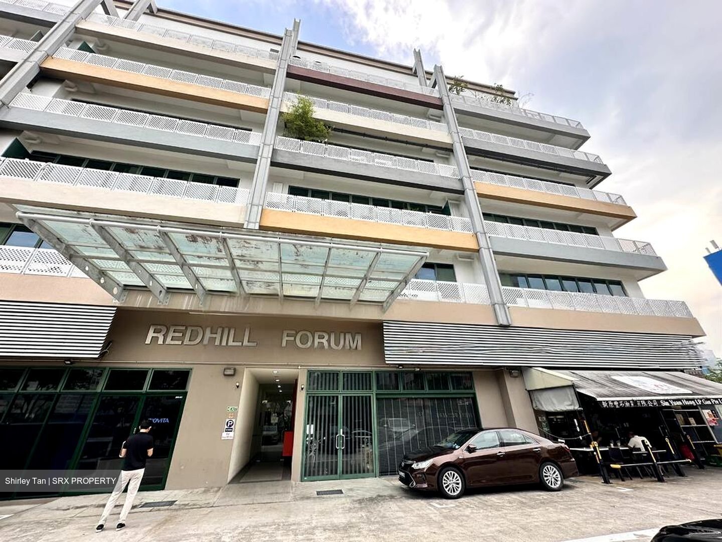 Redhill Forum (D3), Factory #456756301